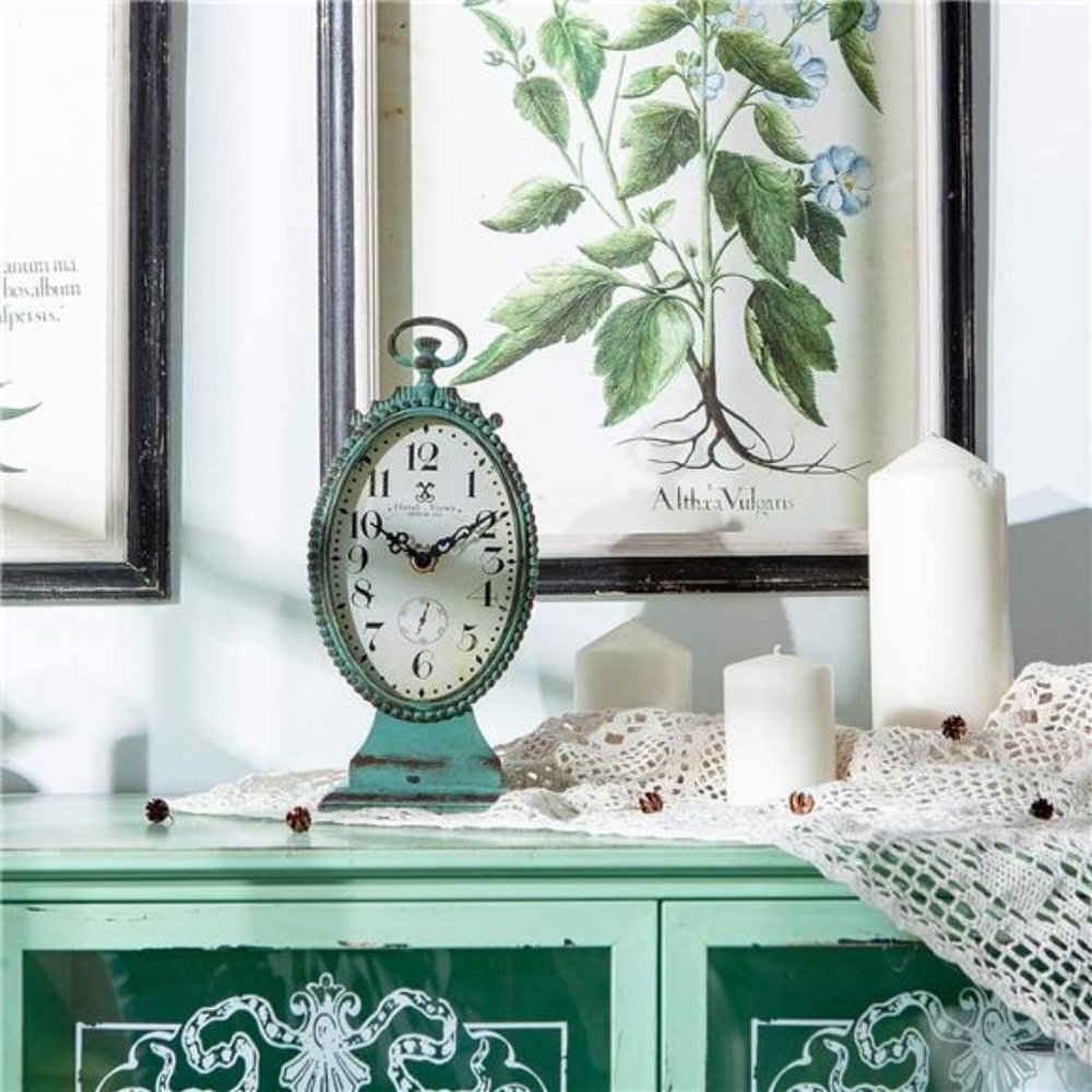 Vintage Table Clock - Battery Operated Rustic Distressed Style - Shabby Chic - Picture 3 of 5